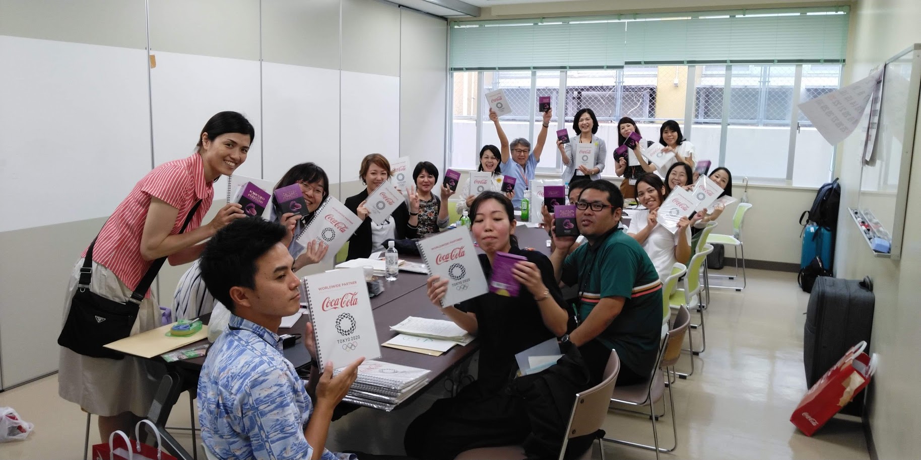 沖縄県立豊見城南高校 コカ・コーラ5by20女子起業！わくわくプロジェクト